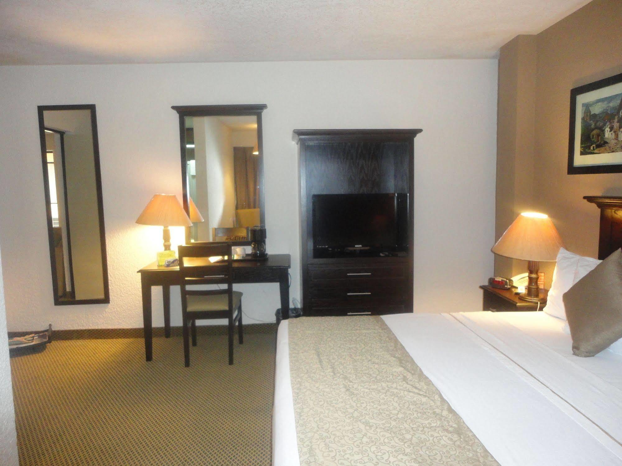 Best Western Posada Del Rio Gomez Palacio Buitenkant foto